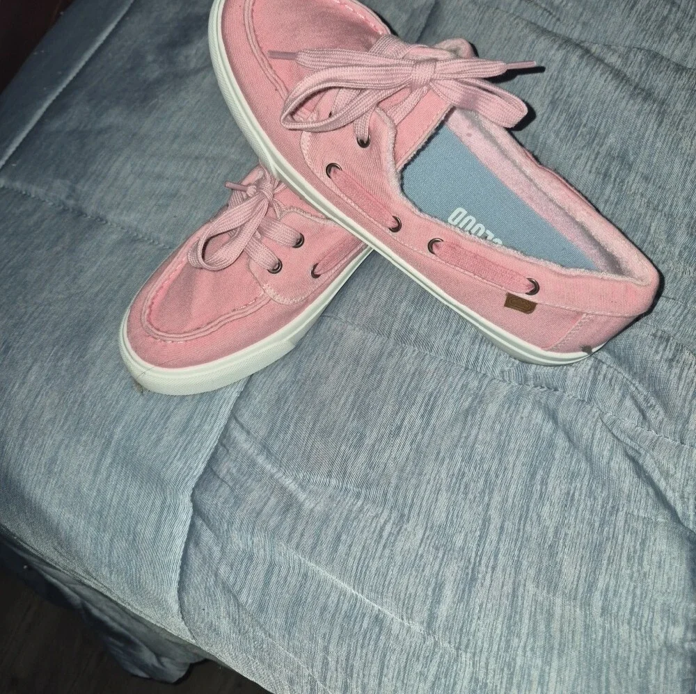 Project Cloud Women’s Pink Canvas Boat Shoes Size 9 Nwob